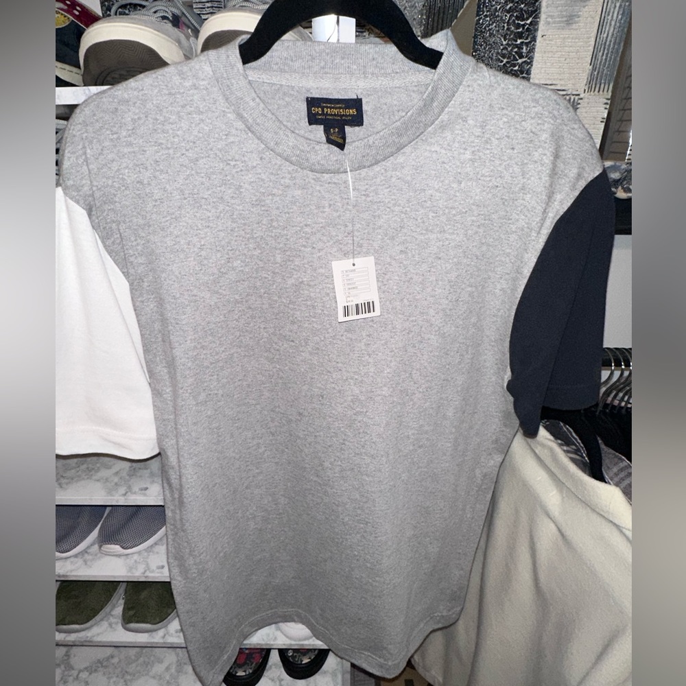 CPO Provisions men’s color block tee small